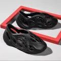 DELUXE Casual Clogs for Mens Best Quality EVA Running Sneakers for Mens