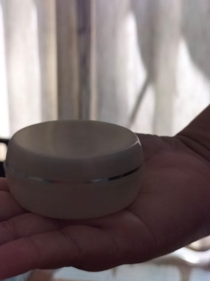 Happy Beauty Cream-Keep Glowing Forever